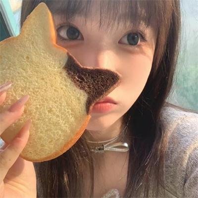 冰属性男子与酷酷女同事