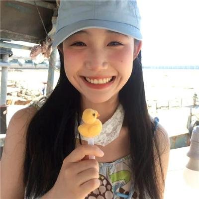 靓仔斗大鳄
